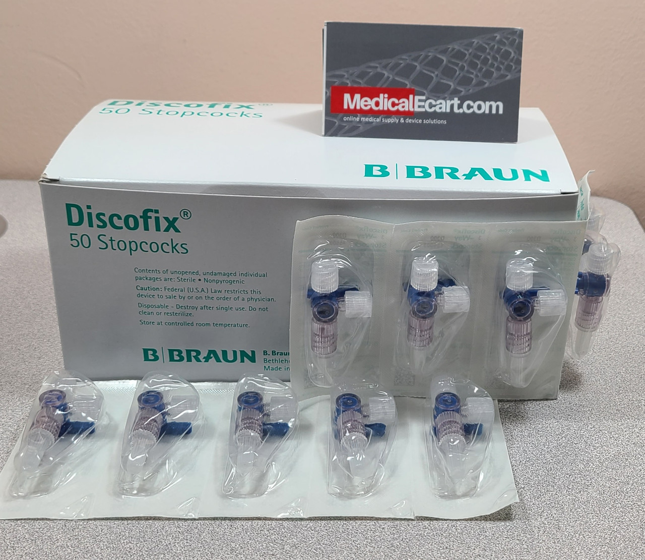 B. Braun D300, Three-way stopcock with SPIN-LOCK®, 456003