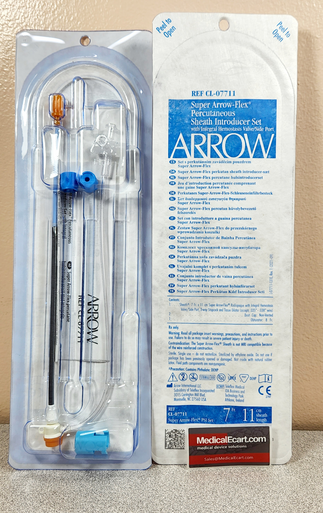 ARROW CL-07711 Super Arrow-Flex sheath Introducer Set, without Wire Guide, 7Fr. x 11cm, with Integral Side Port /Hemostasis Valve and attached 3-Way Stopcock, Box of 10
