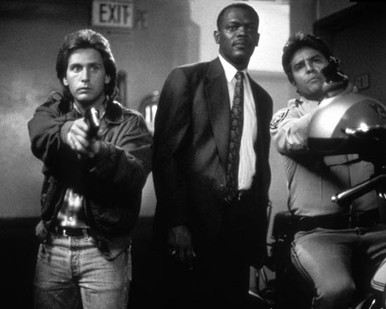 Emilio Estevez & Samuel L. Jackson in National Lampoon's Loaded Weapon Poster and Photo