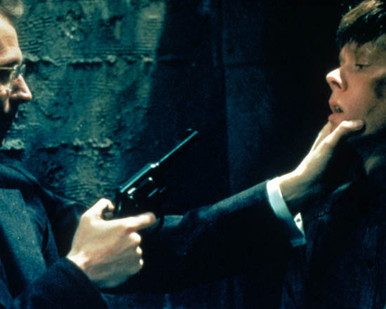 Kevin Bacon & Gary Oldman in Murder in the First Poster and Photo