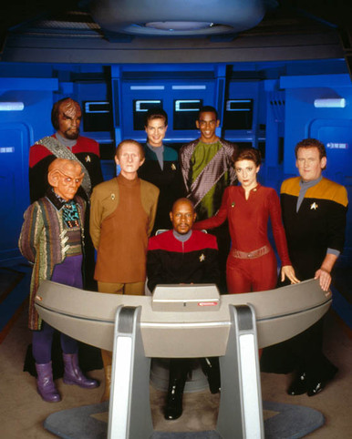 Cast of Star Trek : Deep Space Nine Poster and Photo