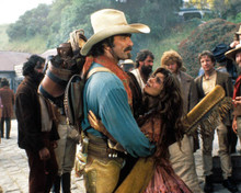 Tom Selleck & Laura San Giacomo in Quigley Down Under Poster and Photo