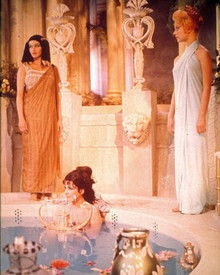 Elizabeth Taylor in Cleopatra (1963) Poster and Photo