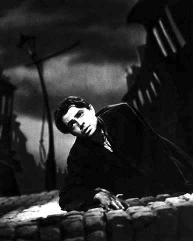 James Mason in Odd Man Out Poster and Photo