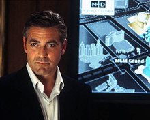 George Clooney in Ocean's Eleven aka O11 aka Ocean's 11 Poster and Photo