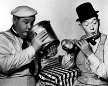 Stan Laurel & Oliver Hardy in Them Thar Hills (Laurel & Hardy) Poster and Photo
