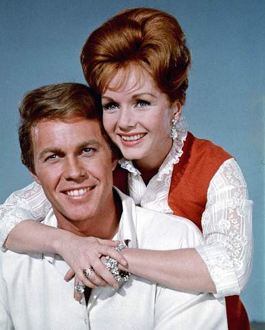 Debbie Reynolds & Harve Presnell in The Unsinkable Molly Brown Poster and Photo