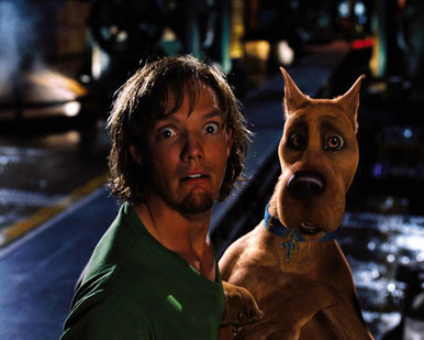 Matthew Lillard & Scooby-Doo in Scooby-Doo (2002) Poster and Photo