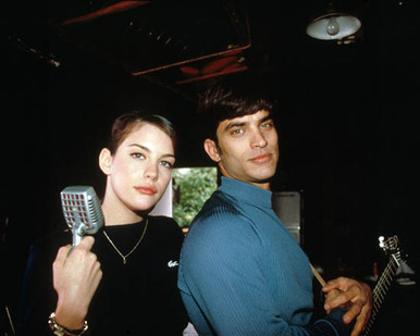 Liv Tyler & Johnathon Schaech in That Thing You Do! Poster and Photo