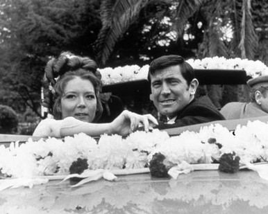 George Lazenby & Diana Rigg in On Her Majesty's Secret Service Poster and Photo
