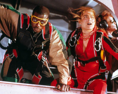 Wesley Snipes & Yancy Butler in Drop Zone Poster and Photo