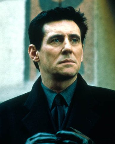 Gabriel Byrne in End of Days Poster and Photo
