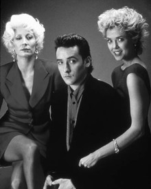 John Cusack & Annette Bening in The Grifters Poster and Photo