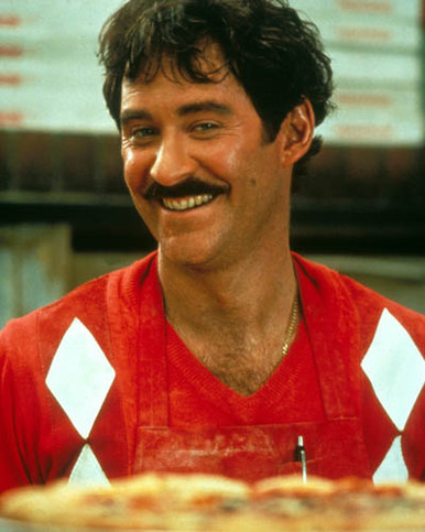 Kevin Kline in I Love You To Death Poster and Photo