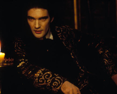 Antonio Banderas in Interview with the Vampire: The Vampire Chronicles Poster and Photo