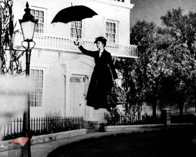 Julie Andrews in Mary Poppins Poster and Photo
