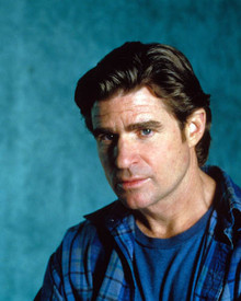Treat Williams in Deep Rising Poster and Photo
