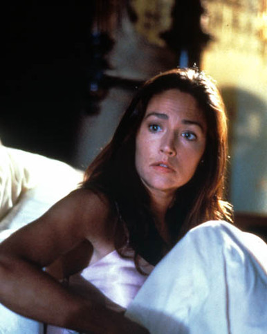 Olivia Hussey in Psycho 4 : The Beginning Poster and Photo