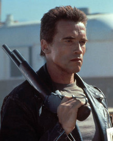 Arnold Schwarzenegger in Terminator 2 : Judgment Day Poster and Photo