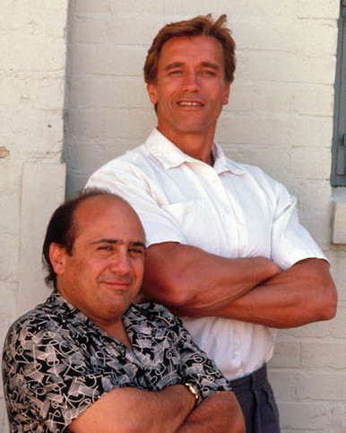 Arnold Schwarzenegger & Danny DeVito in Twins Poster and Photo