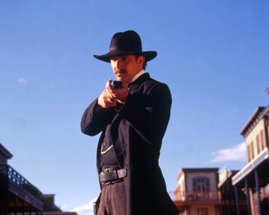 Kevin Costner in Wyatt Earp Poster and Photo