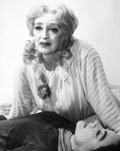 Bette Davis & Joan Crawford in What Ever Happened to Baby Jane? Poster and Photo