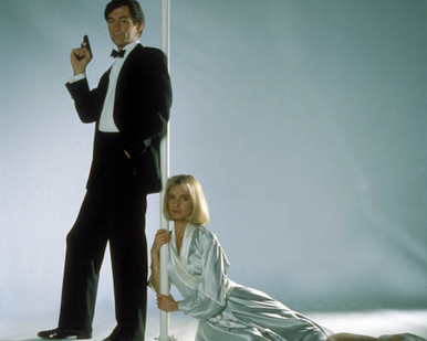 Timothy Dalton & Maryam d'Abo in The Living Daylights Poster and Photo