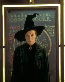 Maggie Smith in Harry Potter and the Philosopher's Stone a.k.a. Harry Potter and the Sorcerer's Stone a.k.a. Harry Potter a l'ecole des sorciers Poster and Photo