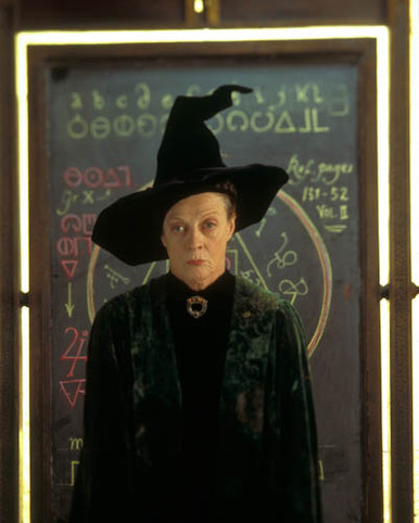 Maggie Smith in Harry Potter and the Philosopher's Stone a.k.a. Harry Potter and the Sorcerer's Stone a.k.a. Harry Potter a l'ecole des sorciers Poster and Photo