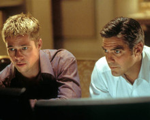 Brad Pitt & George Clooney in Ocean's Eleven a.k.a. O11 a.k.a. Ocean's 11 Poster and Photo