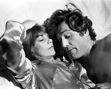 George Segal & Glenda Jackson in A Touch of Class Poster and Photo