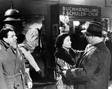 Kenneth More & Vivien Leigh in The Deep Blue Sea (1955) Poster and Photo