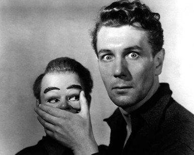 Michael Redgrave in Dead of Night Poster and Photo