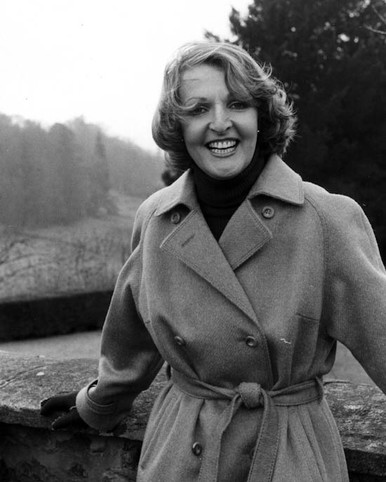Penelope Keith in To the Manor Born Poster and Photo