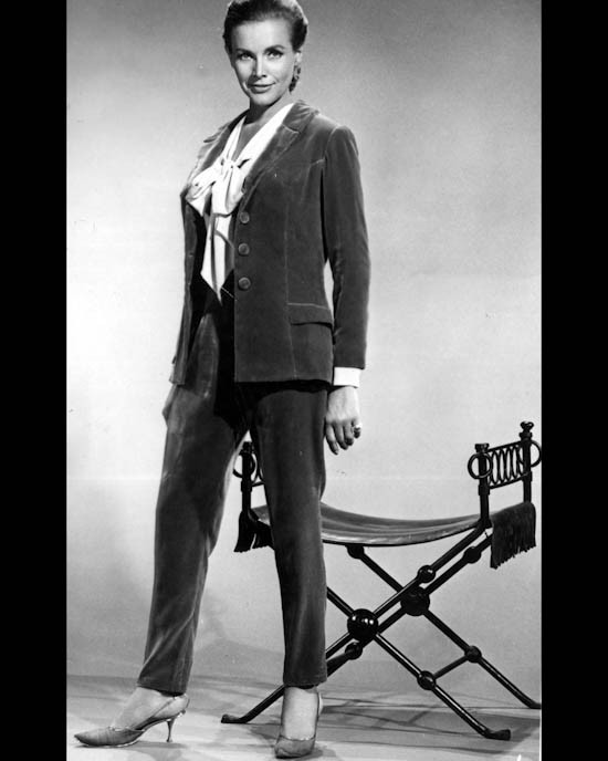 Honor Blackman Poster and Photo 1027296 | Free UK Delivery & Same Day