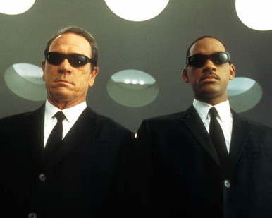 Tommy Lee Jones & Will Smith in Men in Black II Poster and Photo