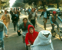 Henry Thomas in E.T. The Extra-Terrestrial a.k.a. ET Poster and Photo