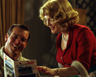 Julianne Moore & Dennis Quaid in Far From Heaven Poster and Photo
