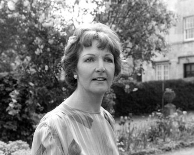 Penelope Keith in Sweet Sixteen Poster and Photo