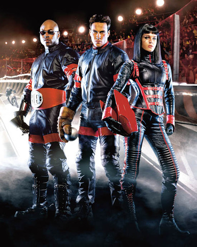 L.L. Cool J. & Rebecca Romijn-Stamos in Rollerball (2002) Poster and Photo