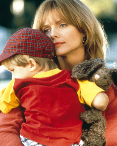 Michelle Pfeiffer in The Deep End of the Ocean Poster and Photo