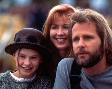 Anna Paquin & Jeff Daniels in Fly Away Home Poster and Photo