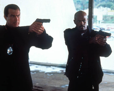 Steven Seagal & Keenan Ivory Wayans in The Glimmer Man Poster and Photo