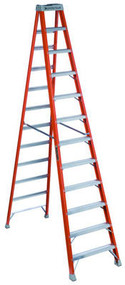 12' Fbg 1a Step Ladder