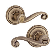 Kwikset Signature Series Antique Brass Lido Entry Door Lever with Smartkey