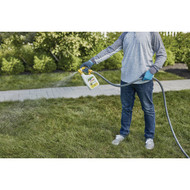 Scotts Turf Builder Weed & Feed 32 Oz. 6000 Sq. Ft. Liquid Lawn Fertilizer with Plus 2 Weed Control