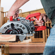 SKILSAW 7-1_4 In. 15-Amp Lightweight Magnesium Worm Drive Circular Saw