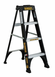 Dewalt 4' 1 Fbg Ladder