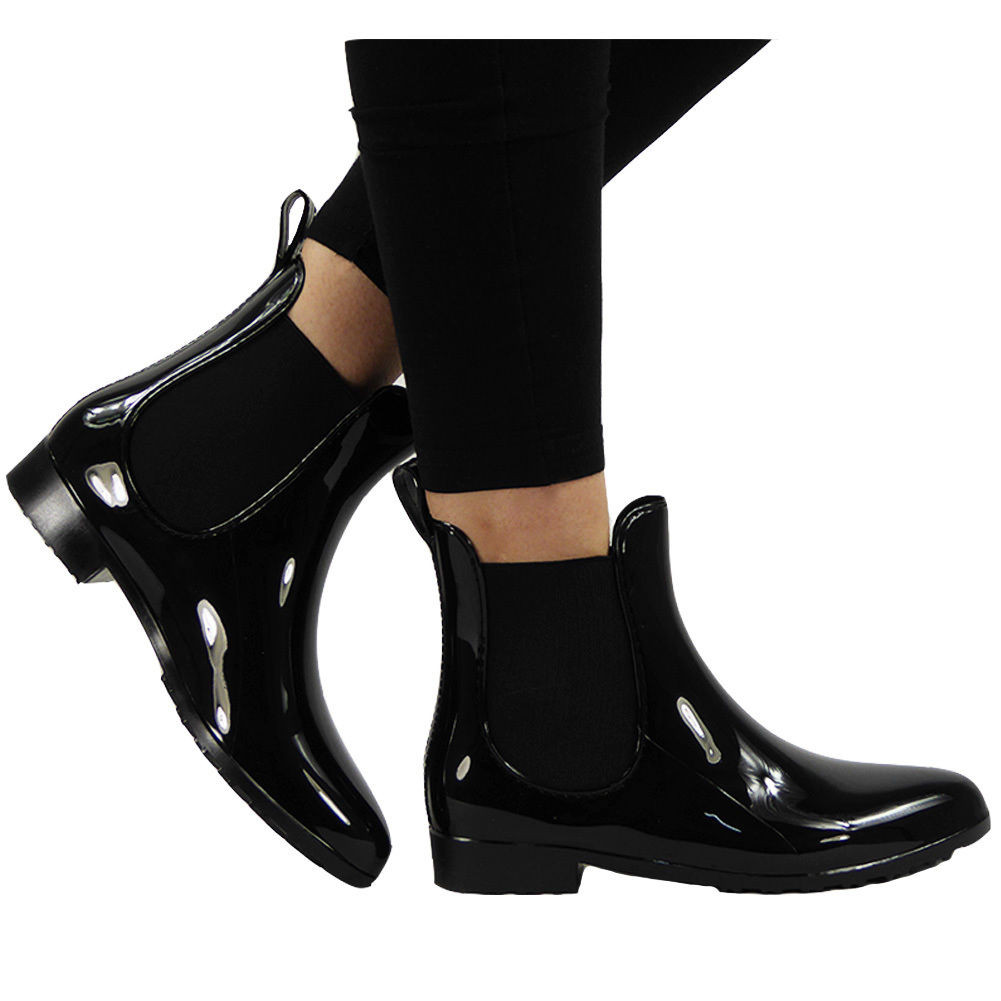 flat chelsea boots ladies