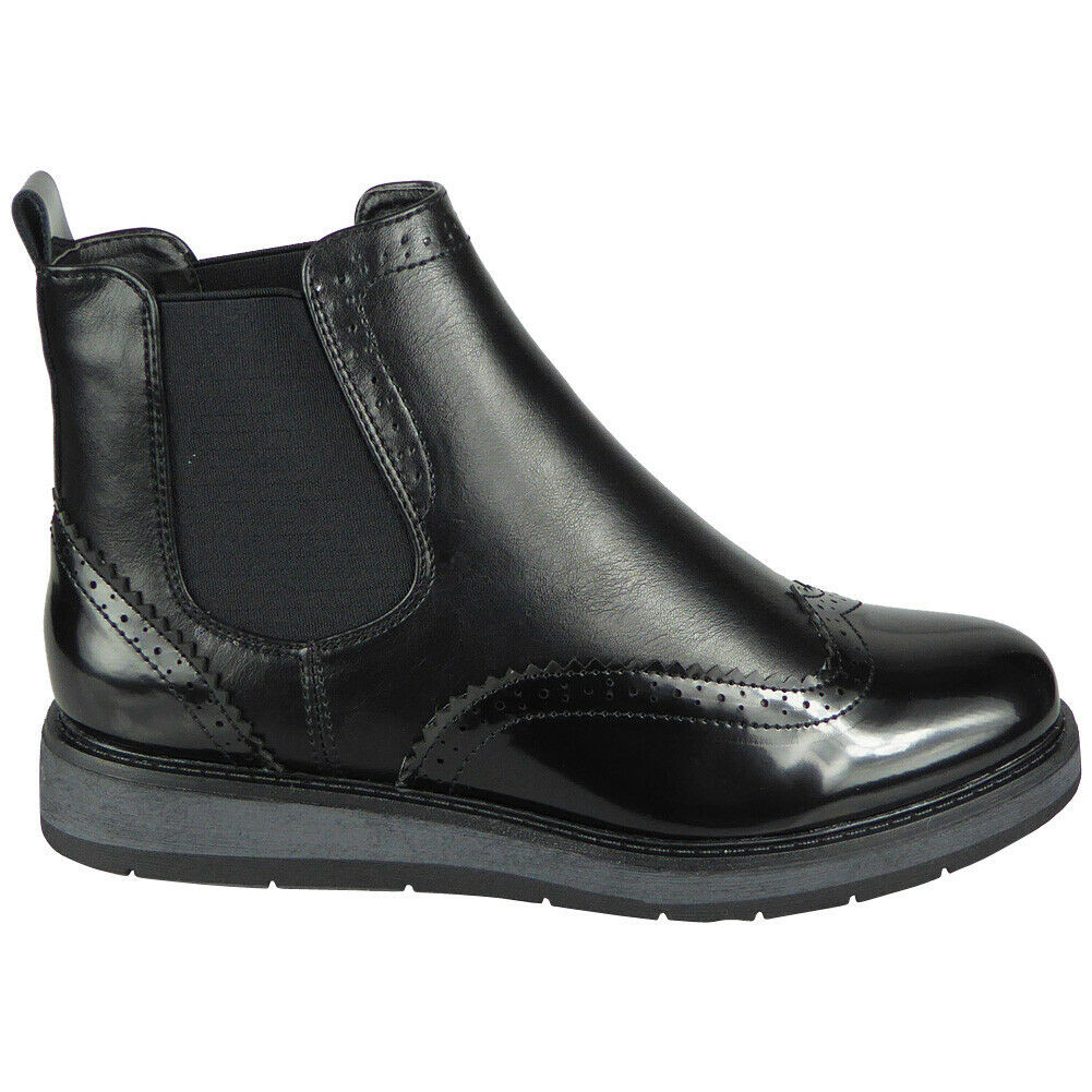 smart black flat shoes